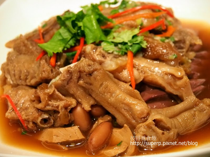 [餐廳食記]台北的喆園：不輸吉品的脆皮雞和流沙包