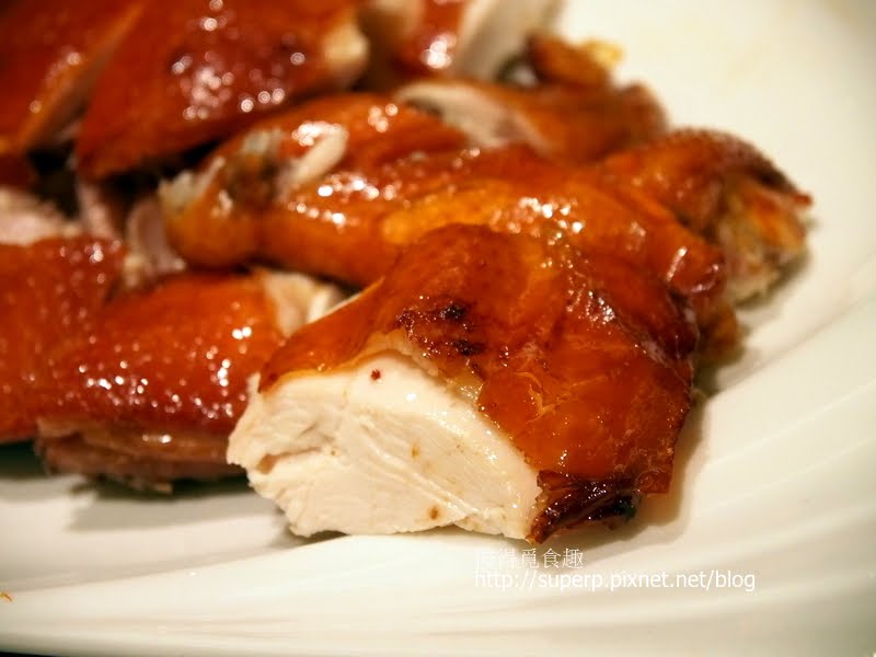 [餐廳食記]台北的喆園：不輸吉品的脆皮雞和流沙包