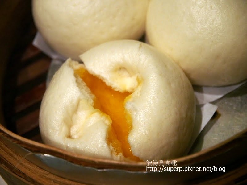 [餐廳食記]台北的喆園：不輸吉品的脆皮雞和流沙包