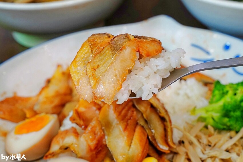 大里拉麵推薦 兆曜拉麵丼飯