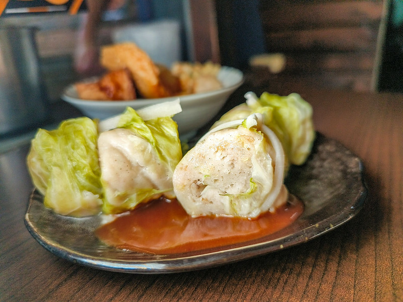 捷運龍山寺站巷弄美食！老饕激推萬華91巷甜不辣，加辣吃完加湯超滿足。