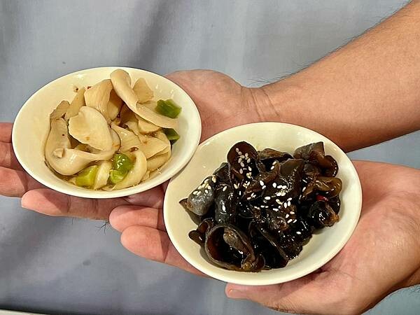 LINE_ALBUM_20230529 _14_230530_11.jpg LINE_ALBUM_20230529 _14_230530_11.jpg