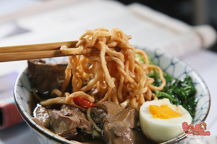 【台南伴手禮】台南百年製麵廠老店，台南最另類的道地伴手禮是它：食在福製麵 - 熱血玩台南。跳躍新世界