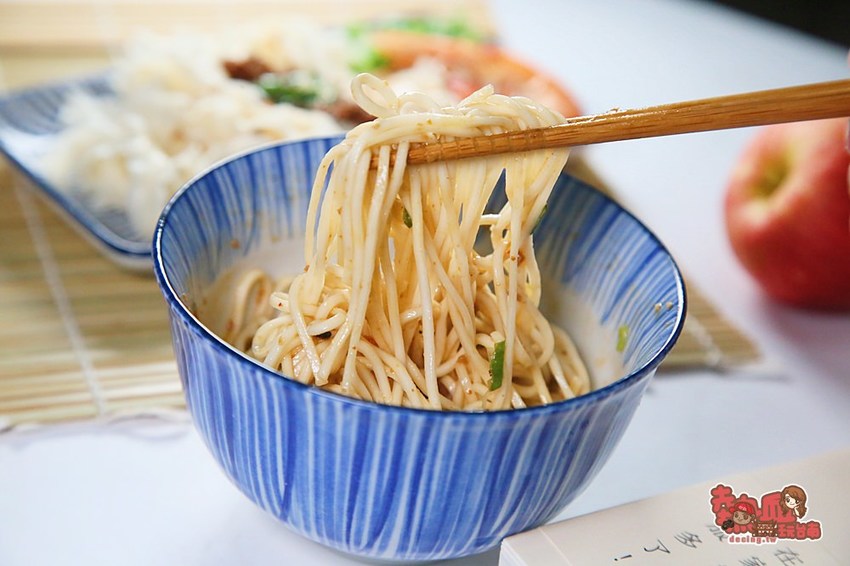 【台南伴手禮】台南百年製麵廠老店，台南最另類的道地伴手禮是它：食在福製麵 - 熱血玩台南。跳躍新世界