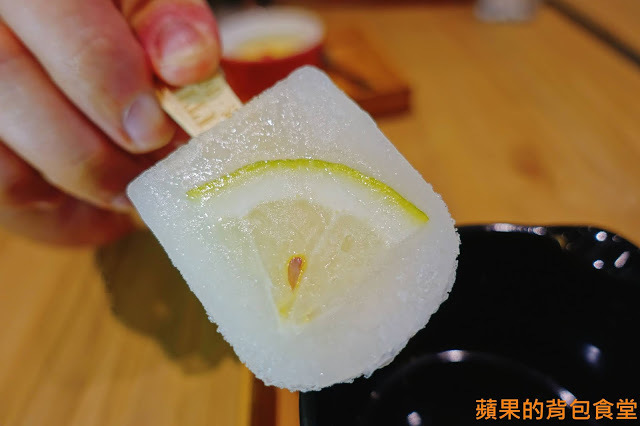 [食記] 台北松山 - 蘇耐吉廚房 $390炭烤牛排佐花生沙嗲 套餐享有開胃菜涼拌料理甜品 飲料湯品自助吧 泰式套餐