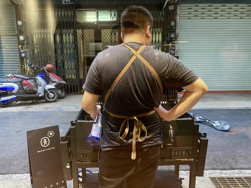 【因為我愛你】隱藏版巷弄美食 | 主打400次咖啡、紅酒燉牛肉