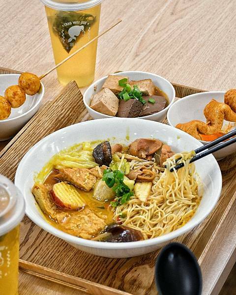 【台北松山】潮味決湯滷專門店 台北三民分社，最潮滷味店，吃法多元，傳統加創新，RFID卡片結帳快速，衛生又乾淨