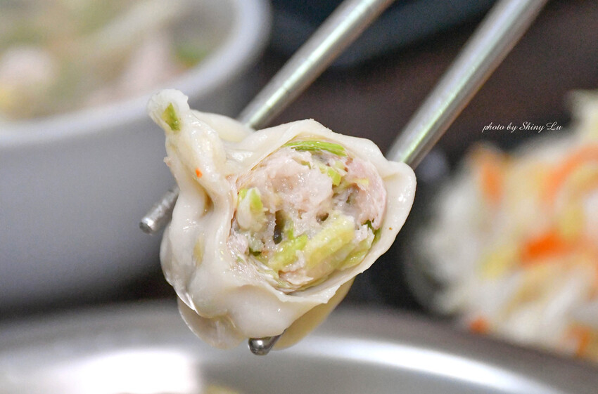 萬家手工水餃26 芹菜.jpg