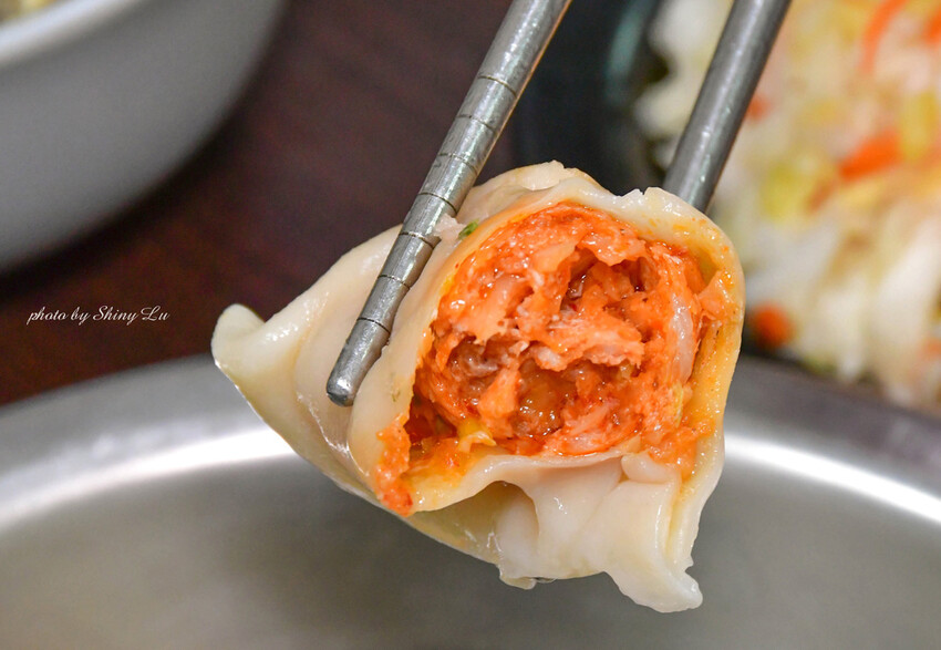 萬家手工水餃23 泡菜.jpg