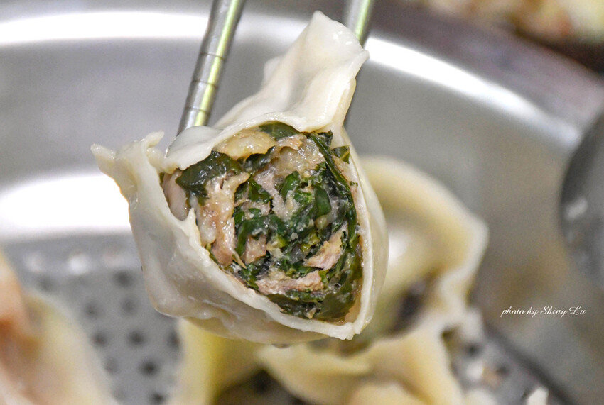 萬家手工水餃29 九層塔.jpg