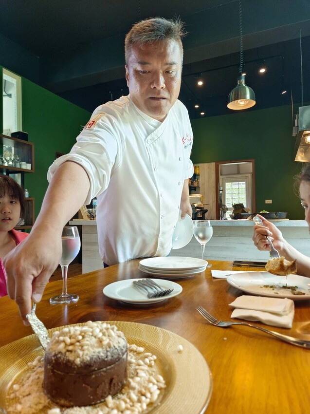 【花蓮.壽豐】艾斯可菲私廚無菜單料理。嚴選花蓮在地超優質食材。每一道菜色都蘊含廚師對料理的熱情