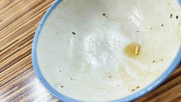 【台北美食】萬華烏醋乾麵(原阿明烏醋麵)｜超級老字號６０年老店，好吃又美味的烏醋麵