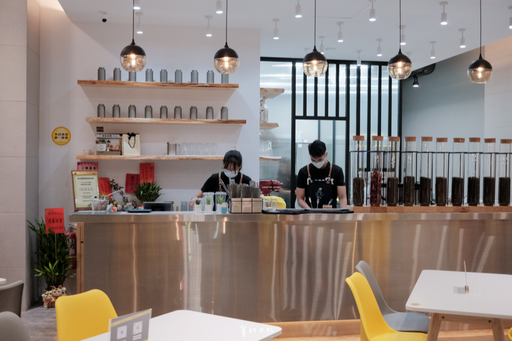 雞茶大隊 ThirsTea 台中西區美食 台中西區餐廳 台中炸雞 台中炸雞排 豆乳雞 賽的日札-6.png