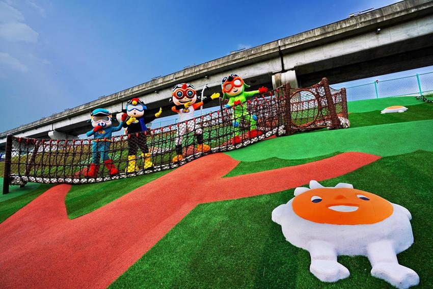 新北景點【堤坡滑梯樂園】 新北景點【堤坡滑梯樂園】