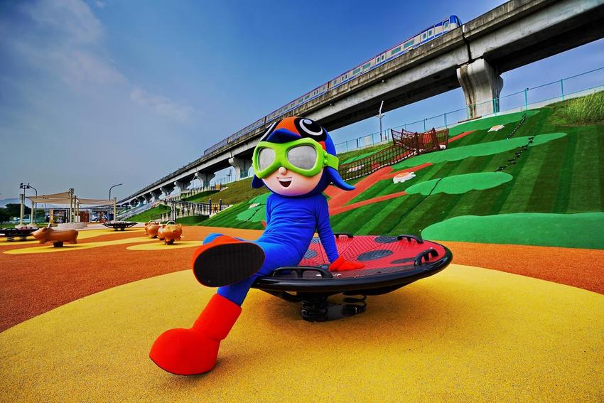 新北景點【堤坡滑梯樂園】 新北景點【堤坡滑梯樂園】