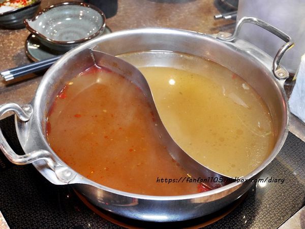 【汐止火鍋吃到飽】藝爐晏 藝廊火鍋店 $399吃到飽,享泰式冰淇淋、雞豬牛肉片、排骨酥、鹹酥雞、刨冰diy 無限供應 #汐止火鍋 #汐止美食 (20).JPG