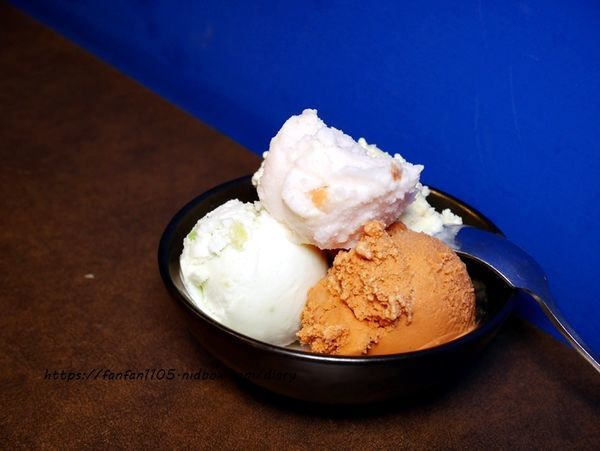 【汐止火鍋吃到飽】藝爐晏 藝廊火鍋店 $399吃到飽,享泰式冰淇淋、雞豬牛肉片、排骨酥、鹹酥雞、刨冰diy 無限供應 #汐止火鍋 #汐止美食 (57).JPG