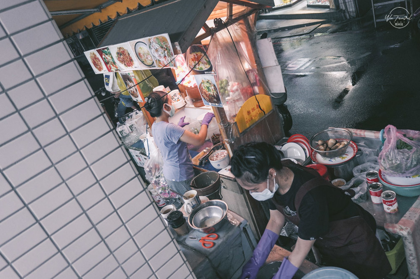 永安市場站附近紅到翻掉的道地Nims 泰式廚房担担泰正宗泰式料理 娘娘也瘋愛- 微笑娃生活旅行