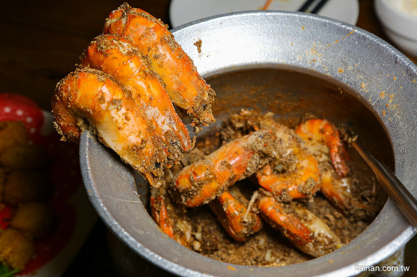 一秒飛峇里島吃泰國蝦『水明漾活蝦景觀餐廳』吃蝦蝦順便當網美!! - 台南好Food遊