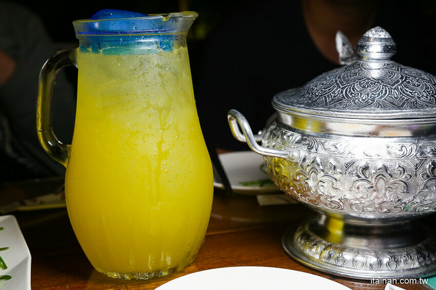 一秒飛峇里島吃泰國蝦『水明漾活蝦景觀餐廳』吃蝦蝦順便當網美!! - 台南好Food遊