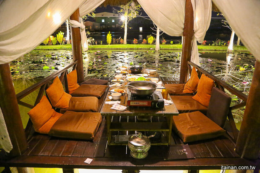 一秒飛峇里島吃泰國蝦『水明漾活蝦景觀餐廳』吃蝦蝦順便當網美!! - 台南好Food遊