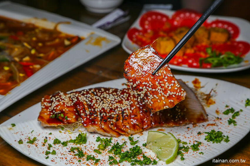 一秒飛峇里島吃泰國蝦『水明漾活蝦景觀餐廳』吃蝦蝦順便當網美!! - 台南好Food遊