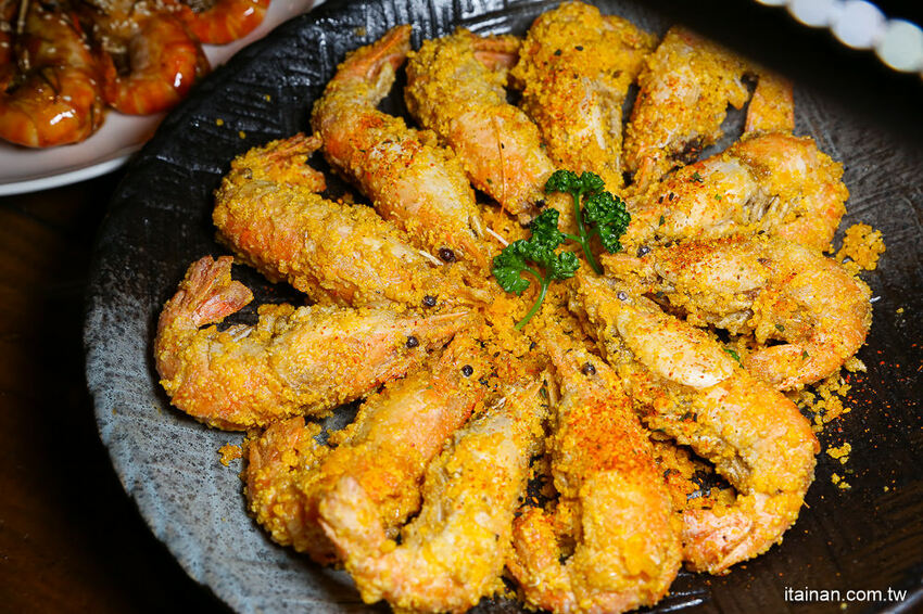 一秒飛峇里島吃泰國蝦『水明漾活蝦景觀餐廳』吃蝦蝦順便當網美!! - 台南好Food遊