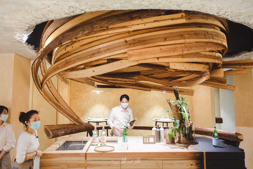 EMBERS,在城市裡觸摸森林,以料理詮釋屬於台灣的味道/台北仁愛路美食餐廳推薦