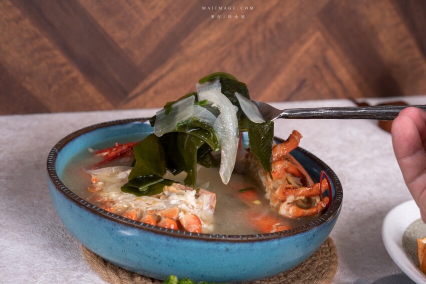 龍蝦三重奏~頂級龍蝦料理在家也可以輕鬆享受!台北福華飯店新推出外帶龍蝦套餐~外帶免下車直接提供得來速