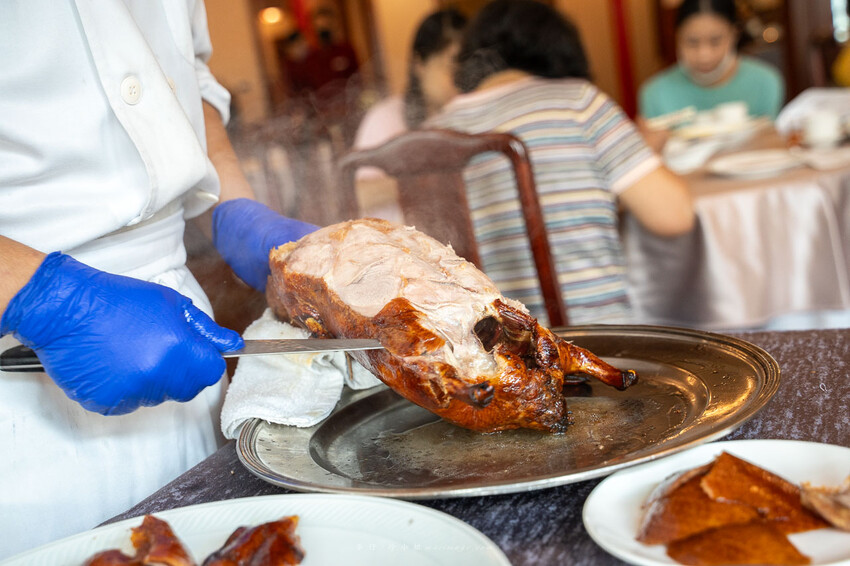 台北福華大飯店江南村｜一鴨三吃不稀奇，新推出掛爐櫻桃鴨一鴨六吃才是真功夫！父親節就訂這，烤鴨控不能錯