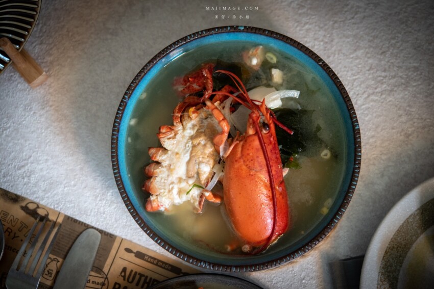 龍蝦三重奏~頂級龍蝦料理在家也可以輕鬆享受!台北福華飯店新推出外帶龍蝦套餐~外帶免下車直接提供得來速