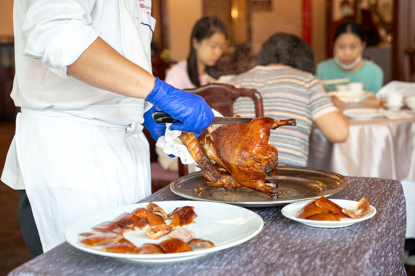 台北福華大飯店江南村｜一鴨三吃不稀奇，新推出掛爐櫻桃鴨一鴨六吃才是真功夫！父親節就訂這，烤鴨控不能錯