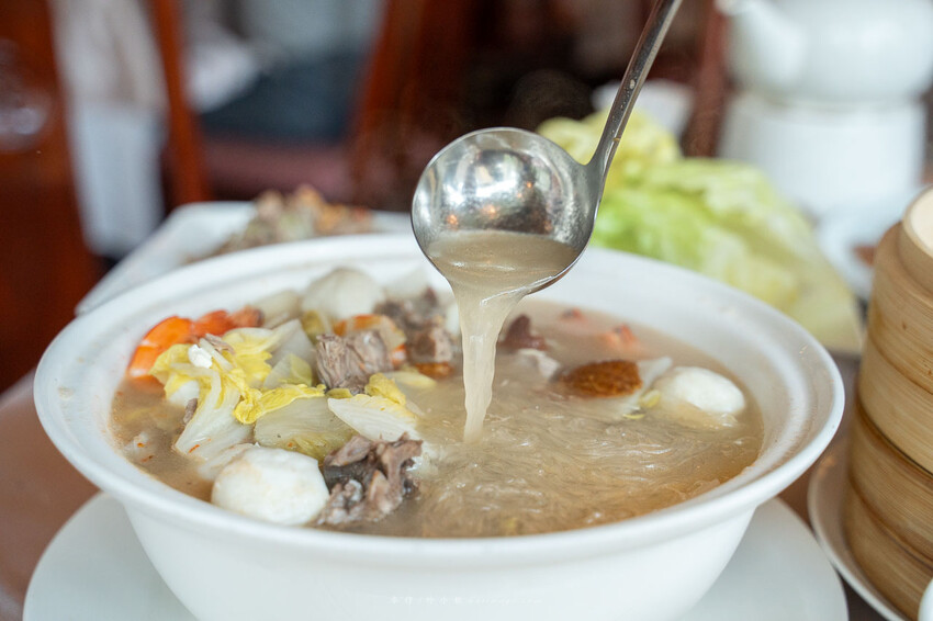 台北福華大飯店江南村｜一鴨三吃不稀奇，新推出掛爐櫻桃鴨一鴨六吃才是真功夫！父親節就訂這，烤鴨控不能錯