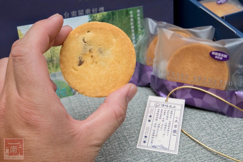 【台南美食】我的婆婆怎麼那麼可愛的〝深圓烘焙〞｜關廟在地食材鳳梨酥｜鳳梨吐司｜羅宋麵包｜台南最美的麵包店｜日本麵粉法國奶油搭配台南在地食材~深緣及水關廟店 - 南人幫