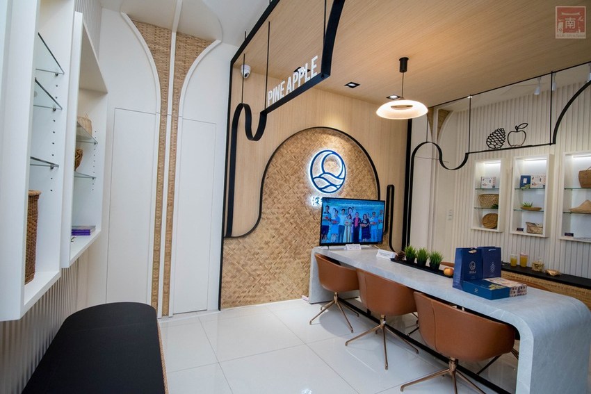 【台南美食】我的婆婆怎麼那麼可愛的〝深圓烘焙〞｜關廟在地食材鳳梨酥｜鳳梨吐司｜羅宋麵包｜台南最美的麵包店｜日本麵粉法國奶油搭配台南在地食材~深緣及水關廟店 - 南人幫