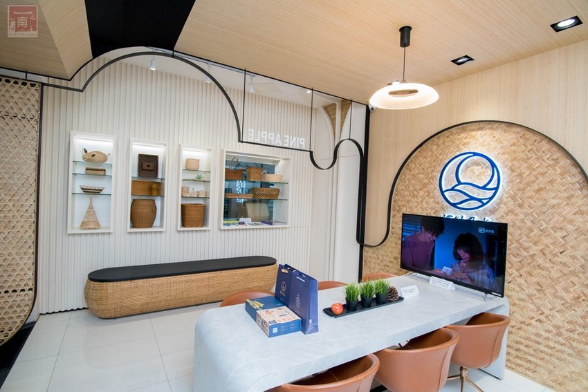 【台南美食】我的婆婆怎麼那麼可愛的〝深圓烘焙〞｜關廟在地食材鳳梨酥｜鳳梨吐司｜羅宋麵包｜台南最美的麵包店｜日本麵粉法國奶油搭配台南在地食材~深緣及水關廟店 - 南人幫