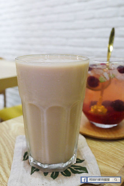 板橋早午餐【杯子貓小餐館&杯子蛋糕】萌系小餐館/板橋美食/板橋下午茶/新埔美食