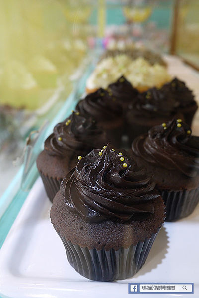 板橋早午餐【杯子貓小餐館&杯子蛋糕】萌系小餐館/板橋美食/板橋下午茶/新埔美食