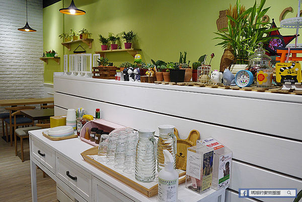 板橋早午餐【杯子貓小餐館&杯子蛋糕】萌系小餐館/板橋美食/板橋下午茶/新埔美食