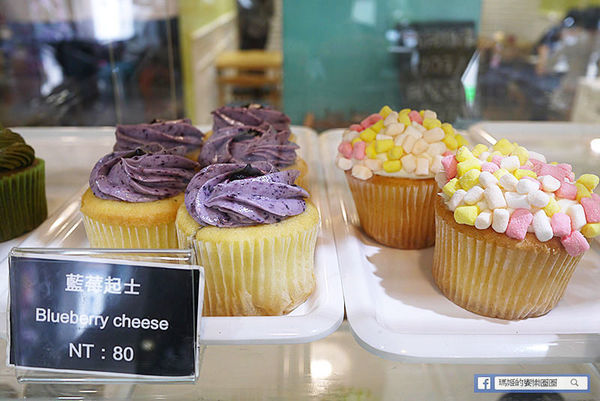 板橋早午餐【杯子貓小餐館&杯子蛋糕】萌系小餐館/板橋美食/板橋下午茶/新埔美食