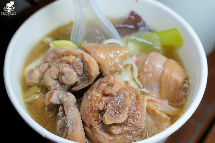 春囍 個人鍋 外帶 火鍋 鍋物 高雄美食 高雄必吃 排隊 麻奶 花雕 牛奶