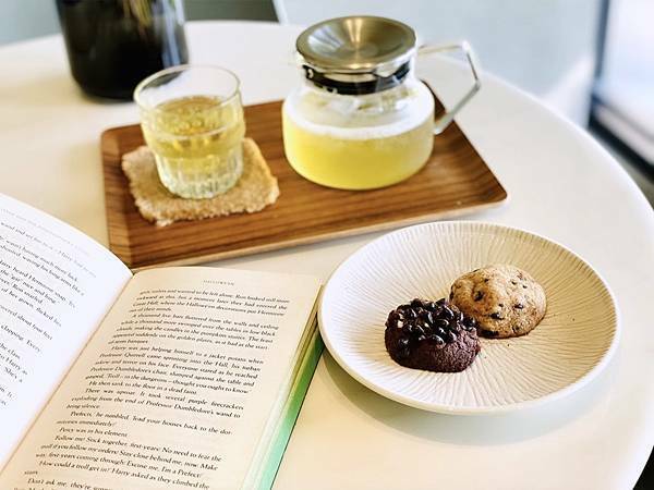 2D2F7601-393D-433B-A982-E88F4B03D3FE