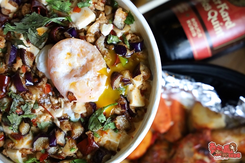 【台南美食】把餐酒館帶回家！精緻又霸氣的下酒料理全擄獲，滿千還送你精釀啤酒：沃野18 Oh Yeah 18 Bistro - 熱血玩台南。跳躍新世界