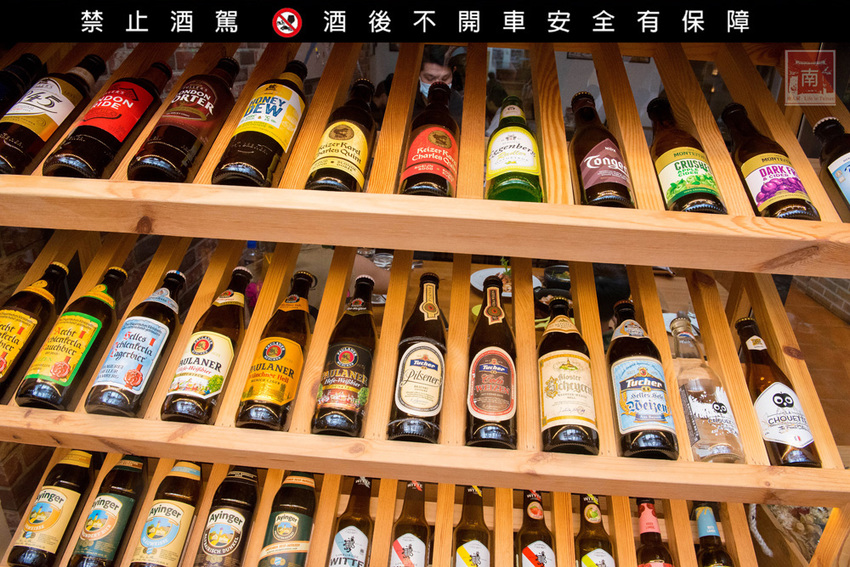 【台南美食】比臉大的海鮮燉飯讓你吃飽飽｜義式結合台式餐酒館料理｜經典台啤燉雞｜度小月海鮮義大利麵｜紹興雞翅｜生日訂位還送壽星禮~~沃野18 - 南人幫