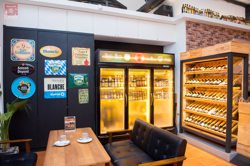 【台南美食】比臉大的海鮮燉飯讓你吃飽飽｜義式結合台式餐酒館料理｜經典台啤燉雞｜度小月海鮮義大利麵｜紹興雞翅｜生日訂位還送壽星禮~~沃野18 - 南人幫