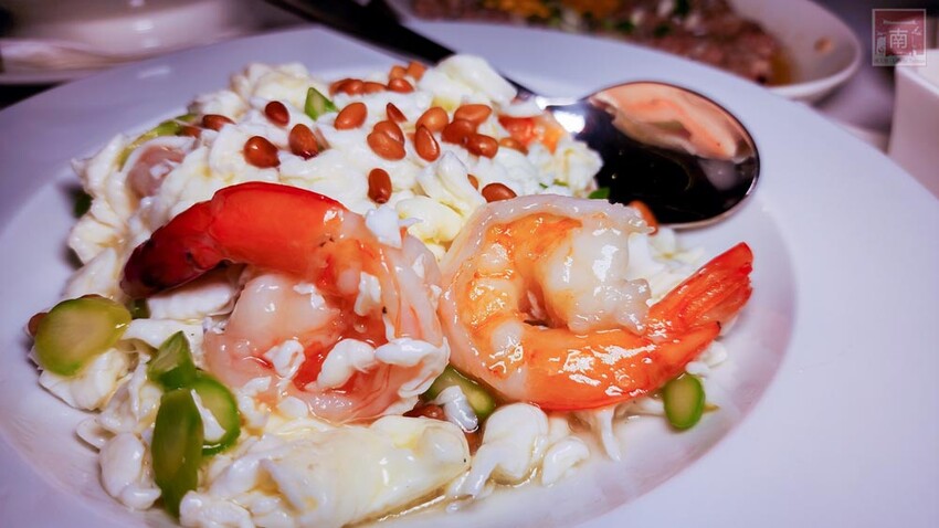 【臺南美食】“復刻老粵菜”經典再現，香港籍袁東海主廚重新演繹幾近失傳的廣東老菜，美極龍穿鳳翼、吊片蒸手剁肉餅、白雪藏龍等，每道160元起~彩豐樓粵式餐廳  - 南人幫