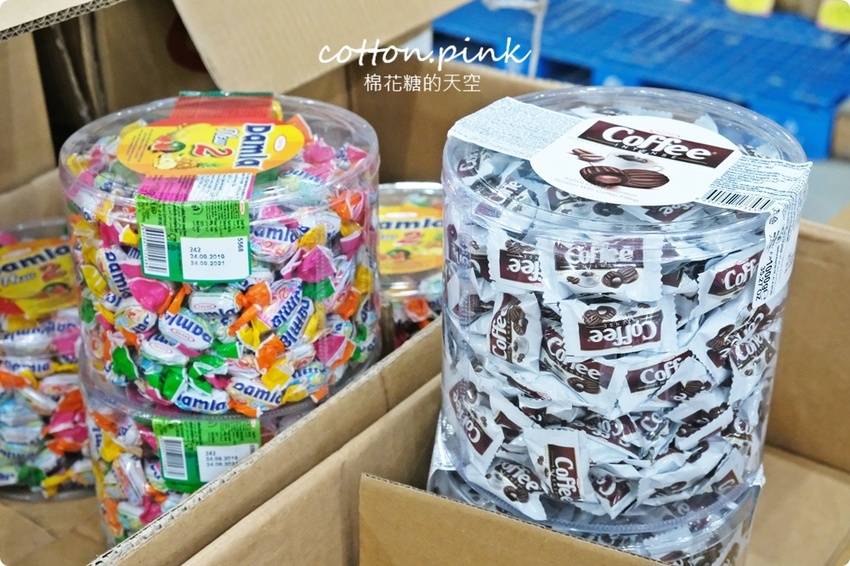 直擊進口零食直播千坪大倉庫！團購超夯商品疲老闆直播現場直接帶回家～ - 棉花糖的天空