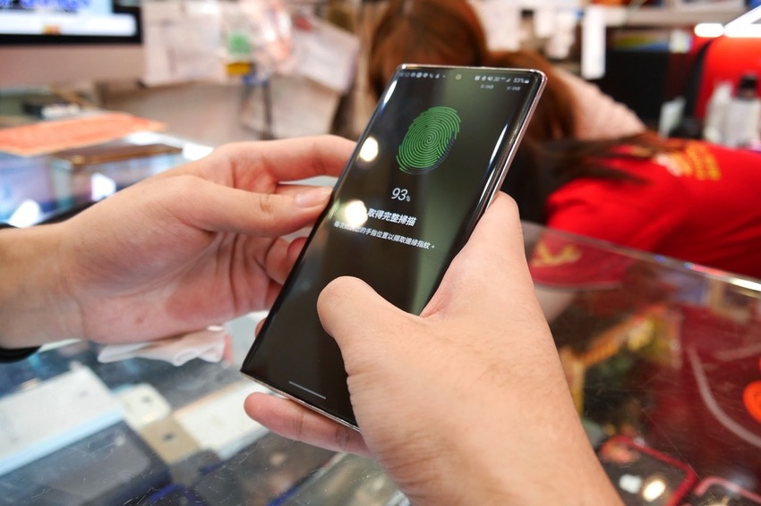 【新竹包膜】膜幻鎂機|Note10升級UV膠玻璃保貼、精準手工包膜體驗