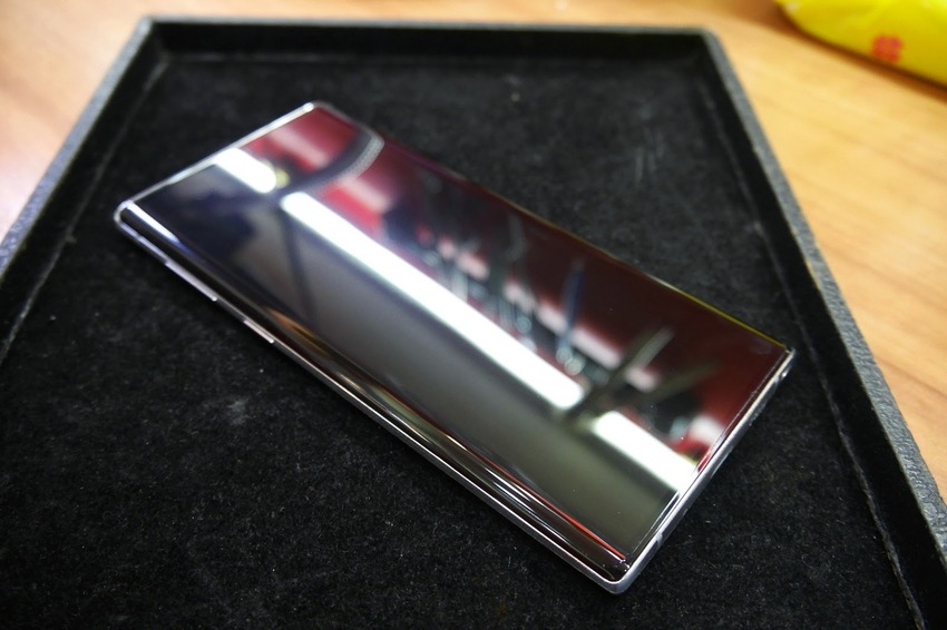 【新竹包膜】膜幻鎂機|Note10升級UV膠玻璃保貼、精準手工包膜體驗