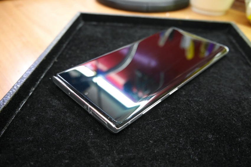 【新竹包膜】膜幻鎂機|Note10升級UV膠玻璃保貼、精準手工包膜體驗